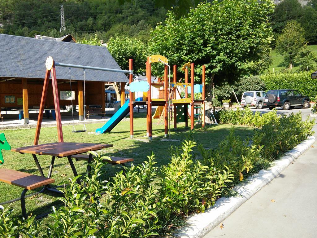 普拉多佛得角露营地 Vilamós 外观 照片
